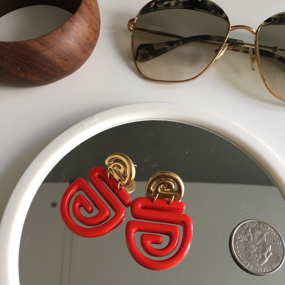 Aztec inspired spiral earrings - Picture 3 of 3